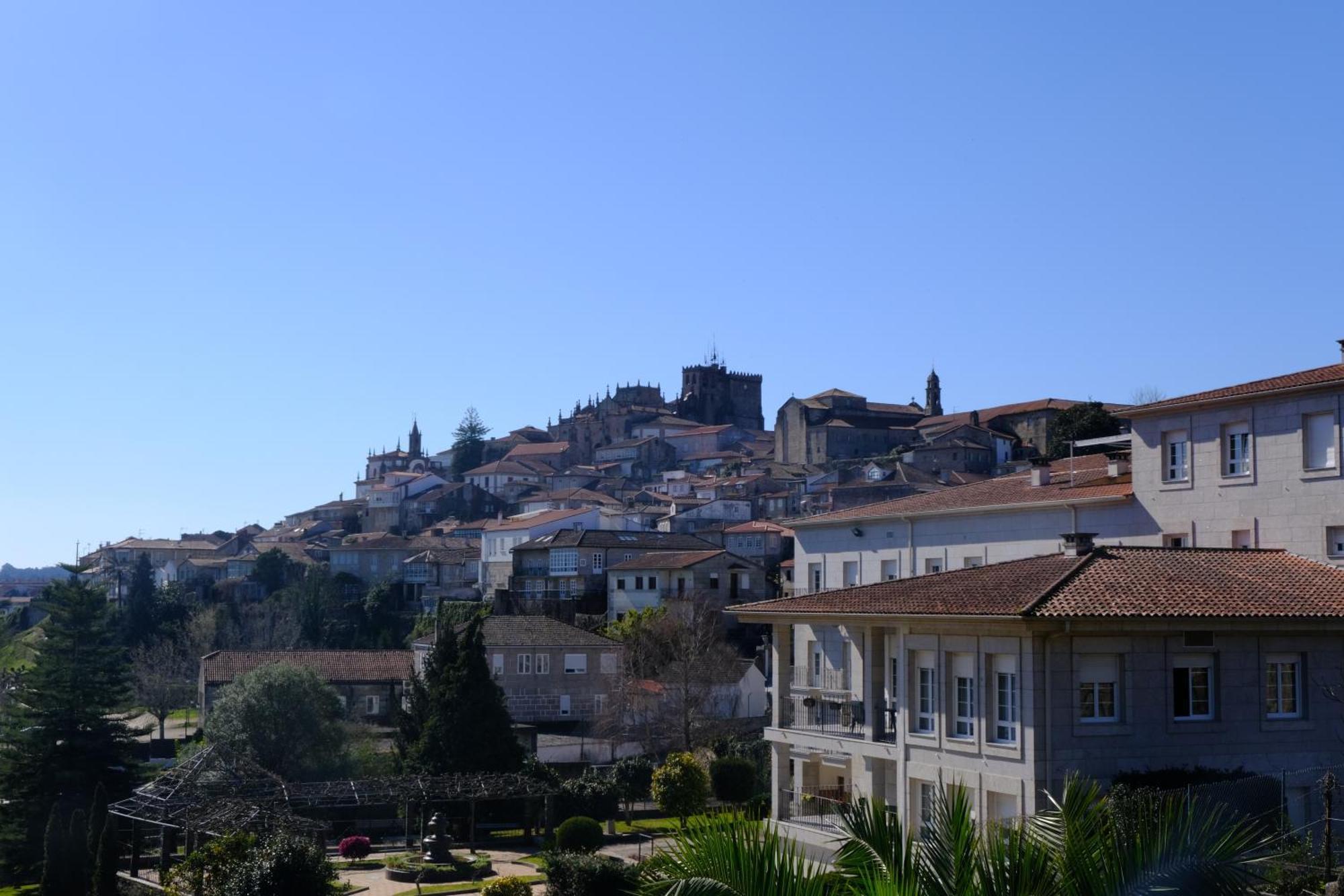 Casita A Estrenar En Finca Con Rio Proxima A Tui, Gondomar Y Portugal. Exterior foto