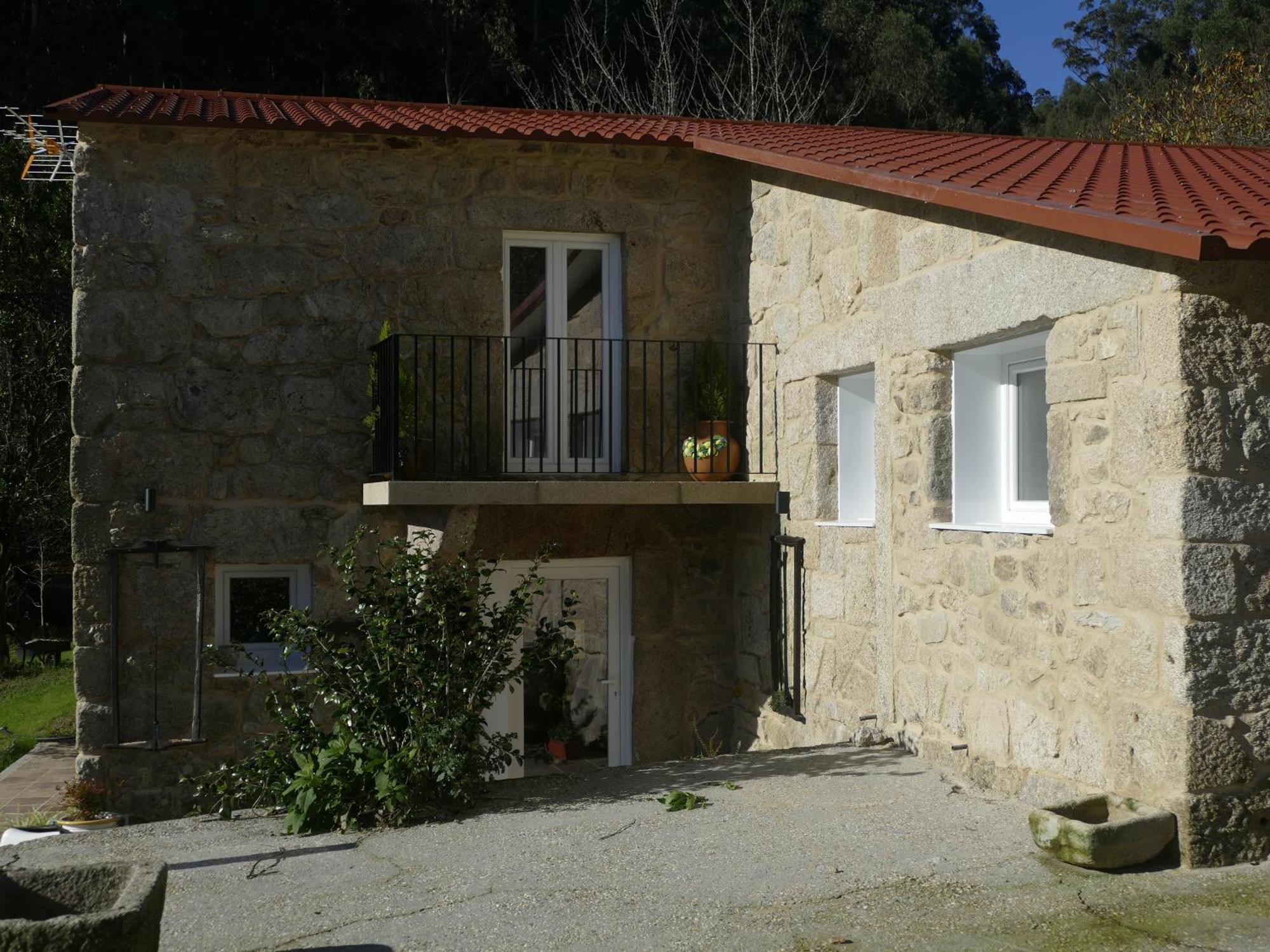 Casita A Estrenar En Finca Con Rio Proxima A Tui, Gondomar Y Portugal. Exterior foto